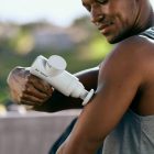 Hyperice Hypervolt Go 2 masszázspisztoly / fehér /